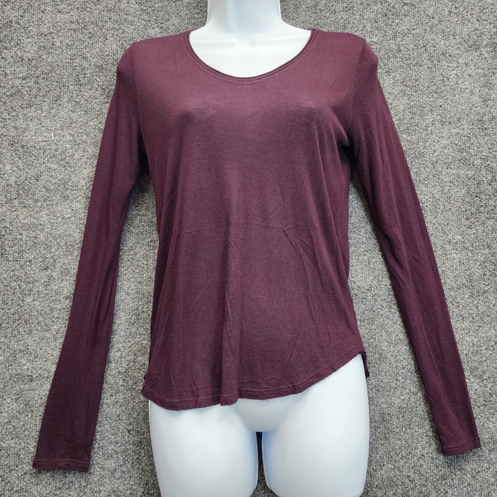 Vince Women's Lightweight V-Neck Long Sleeve Knit Tee Burgundy XS Minimalist Top
